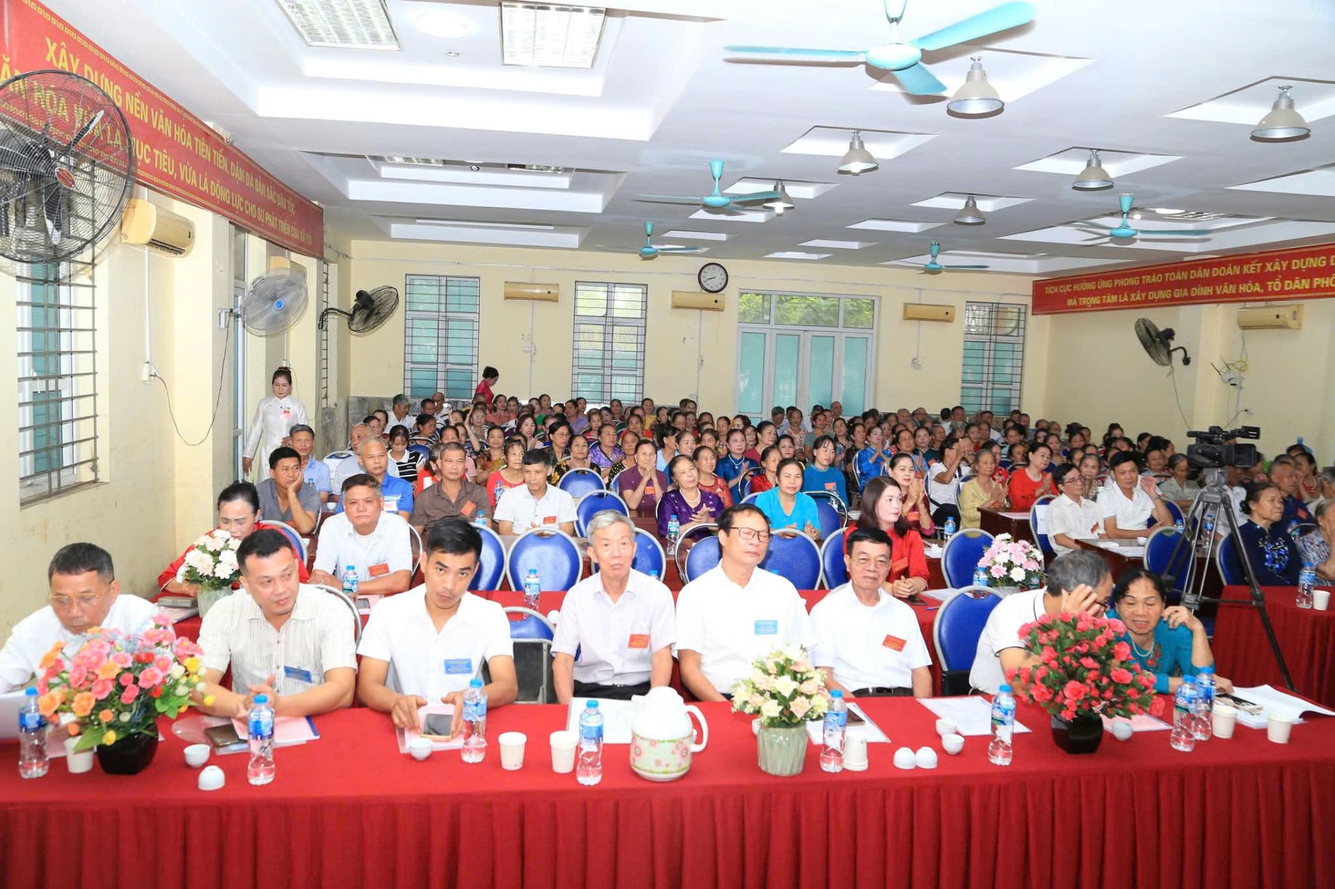 Đại hội nhiệm kỳ hợp tác xã Dịch vụ tổng hợp Mậu Lương – phường Kiến Hưng – Thành phố Hà Nội
